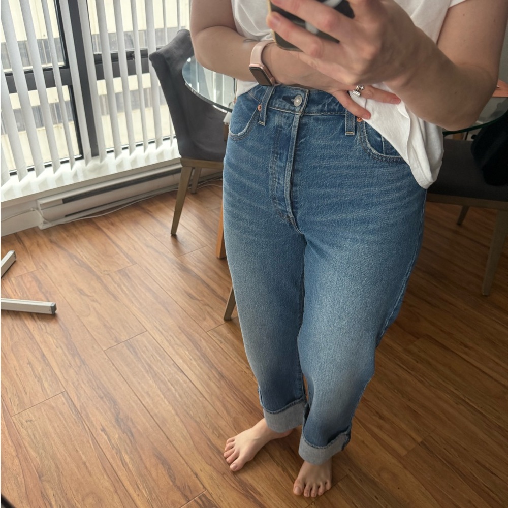 Levi's Ribcage Straight Leg - Picture 6 of 12